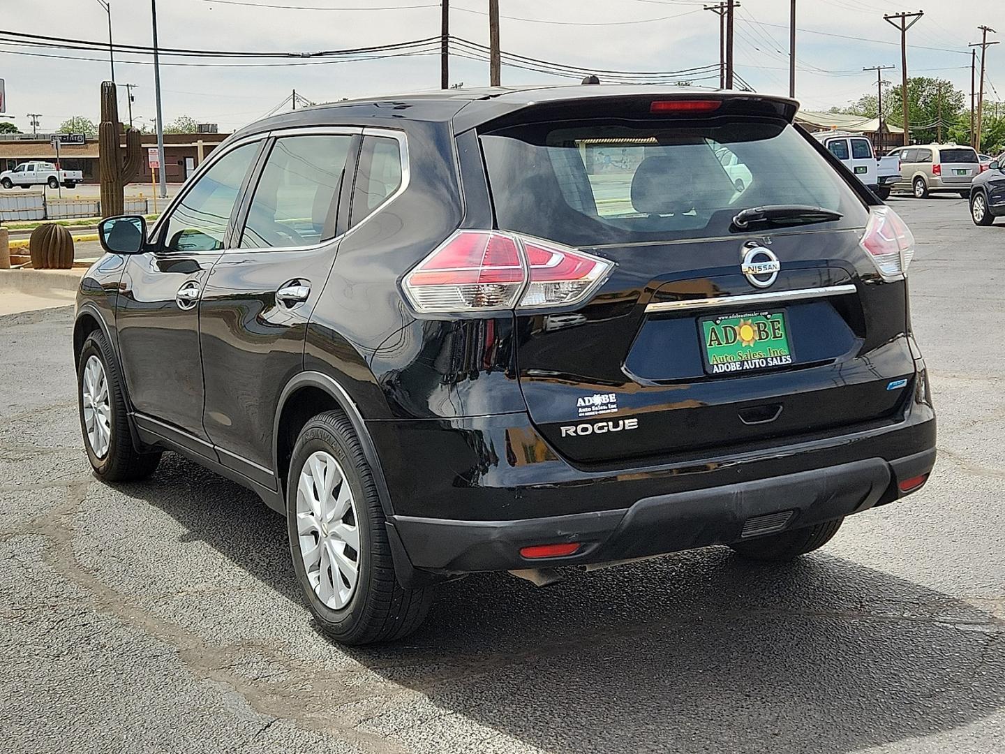 2014 BLACK /Charcoal - G Nissan Rogue S (5N1AT2MT0EC) with an 2.5L I-4 DOHC, variable valve control, regular unleaded, engine with 170HP engine, located at 4711 Ave Q, Lubbock, TX, 79412, (806) 687-2362, 33.551304, -101.855293 - Photo#2