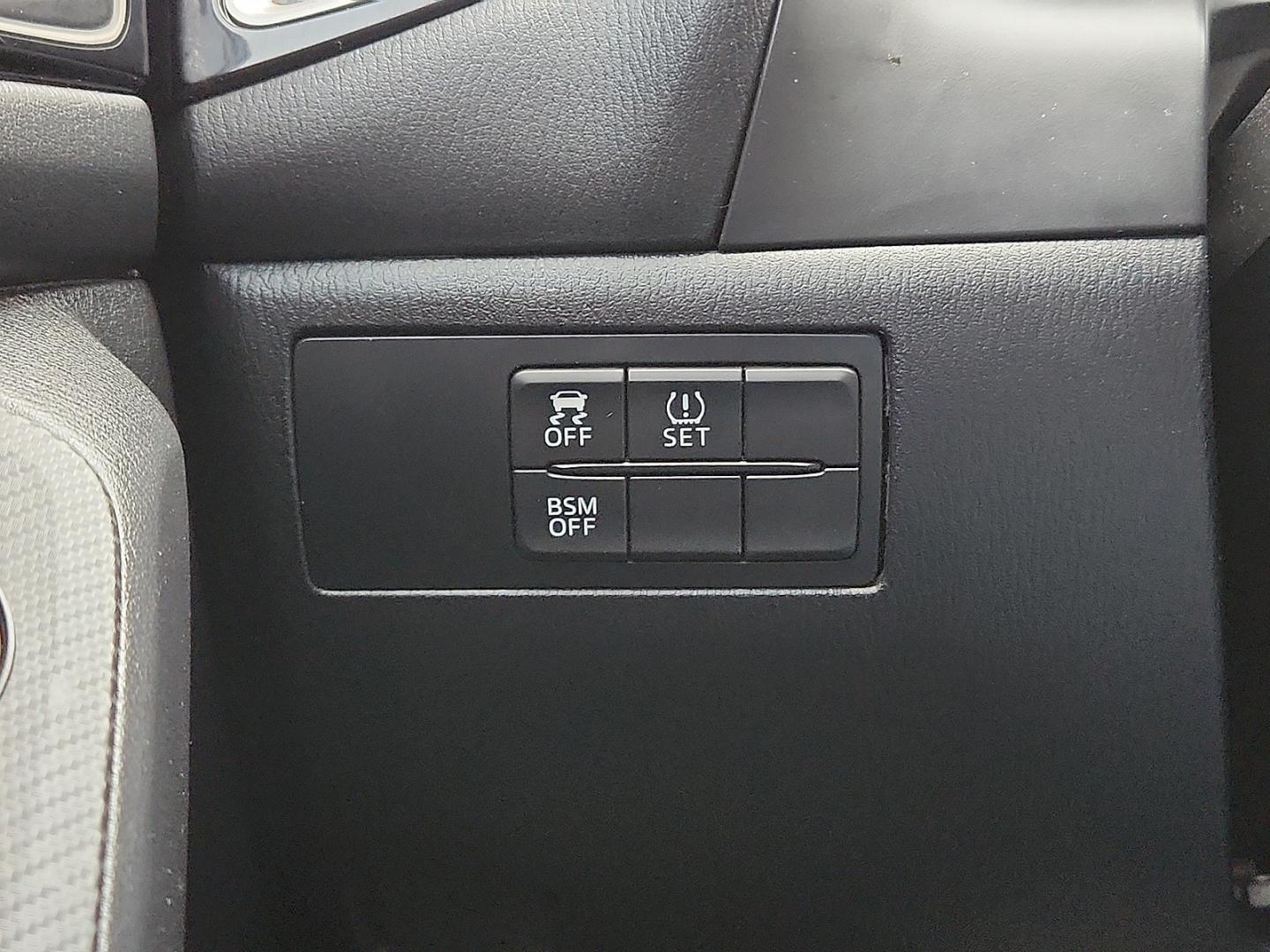 2016 BLACK /Black - BV0 Mazda Mazda3 Hatchback i Grand Touring (3MZBM1N77GM) with an SKYACTIV-G 2L I-4 gasoline direct injection, DOHC, variable valve control, regular unleaded, engine with 155HP engine, located at 4711 Ave Q, Lubbock, TX, 79412, (806) 687-2362, 33.551304, -101.855293 - Photo#16