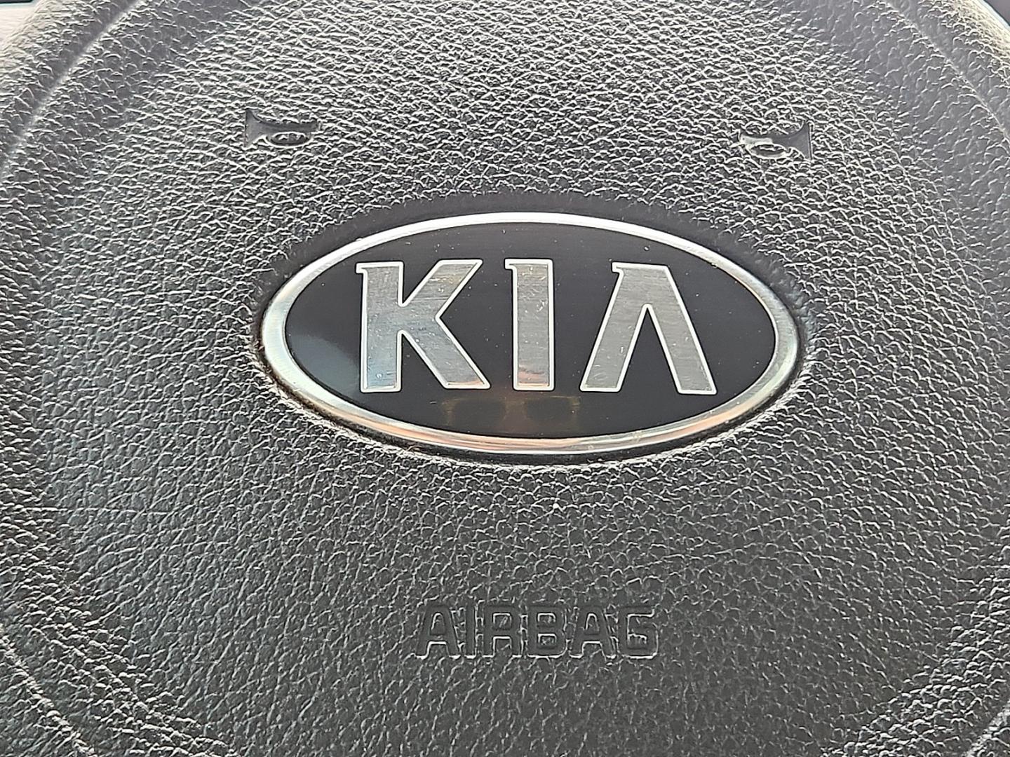 2016 WHITE /Beige - BHH Kia Optima LX (5XXGT4L3XGG) with an Theta II 2.4L I-4 gasoline direct injection, DOHC, CVVT variable valve control, regular unleaded, engine with 185HP engine, located at 4711 Ave Q, Lubbock, TX, 79412, (806) 687-2362, 33.551304, -101.855293 - Photo#26