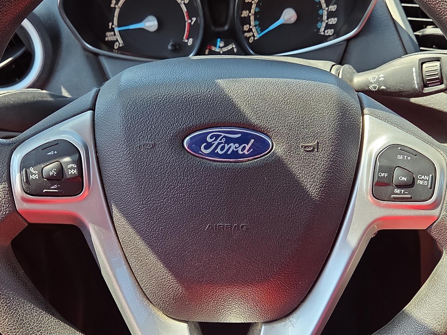 2018 Oxford White - YZ /Charcoal Black - 1D Ford Fiesta SE (3FADP4BJ5JM) with an 1.6L I-4 DOHC, variable valve control, regular unleaded, engine with 120HP engine, located at 4711 Ave Q, Lubbock, TX, 79412, (806) 687-2362, 33.551304, -101.855293- Photo#29