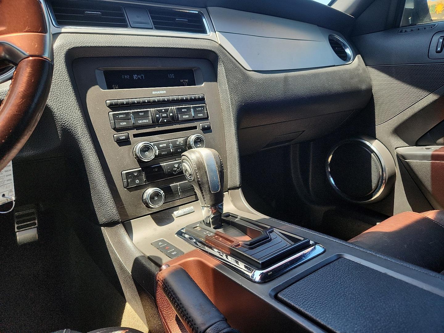 2013 GRAY /Charcoal Black - 1W Ford Mustang V6 (1ZVBP8AM7D5) with an 3.7L V-6 DOHC, Ti-VCT variable valve control, regular unleaded, engine with 305HP engine, located at 4711 Ave Q, Lubbock, TX, 79412, (806) 687-2362, 33.551304, -101.855293 - Photo#29