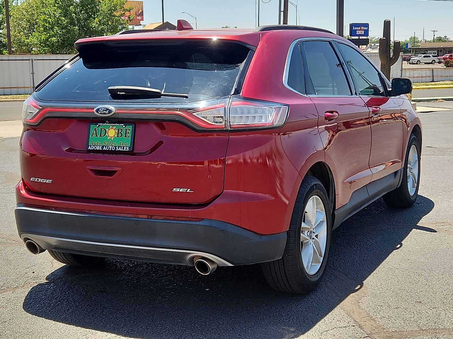 2016 RED /Ebony - LE Ford Edge SEL (2FMPK3J81GB) with an 3.5L V-6 DOHC, variable valve control, regular unleaded, engine with 280HP engine, located at 4711 Ave Q, Lubbock, TX, 79412, (806) 687-2362, 33.551304, -101.855293 - Photo#3