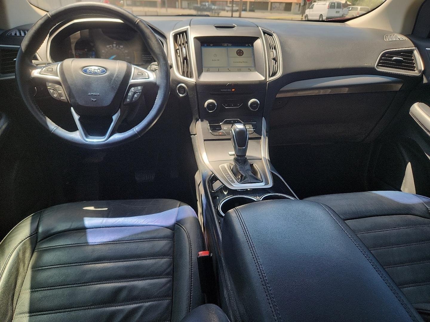 2016 RED /Ebony - LE Ford Edge SEL (2FMPK3J81GB) with an 3.5L V-6 DOHC, variable valve control, regular unleaded, engine with 280HP engine, located at 4711 Ave Q, Lubbock, TX, 79412, (806) 687-2362, 33.551304, -101.855293 - Photo#12