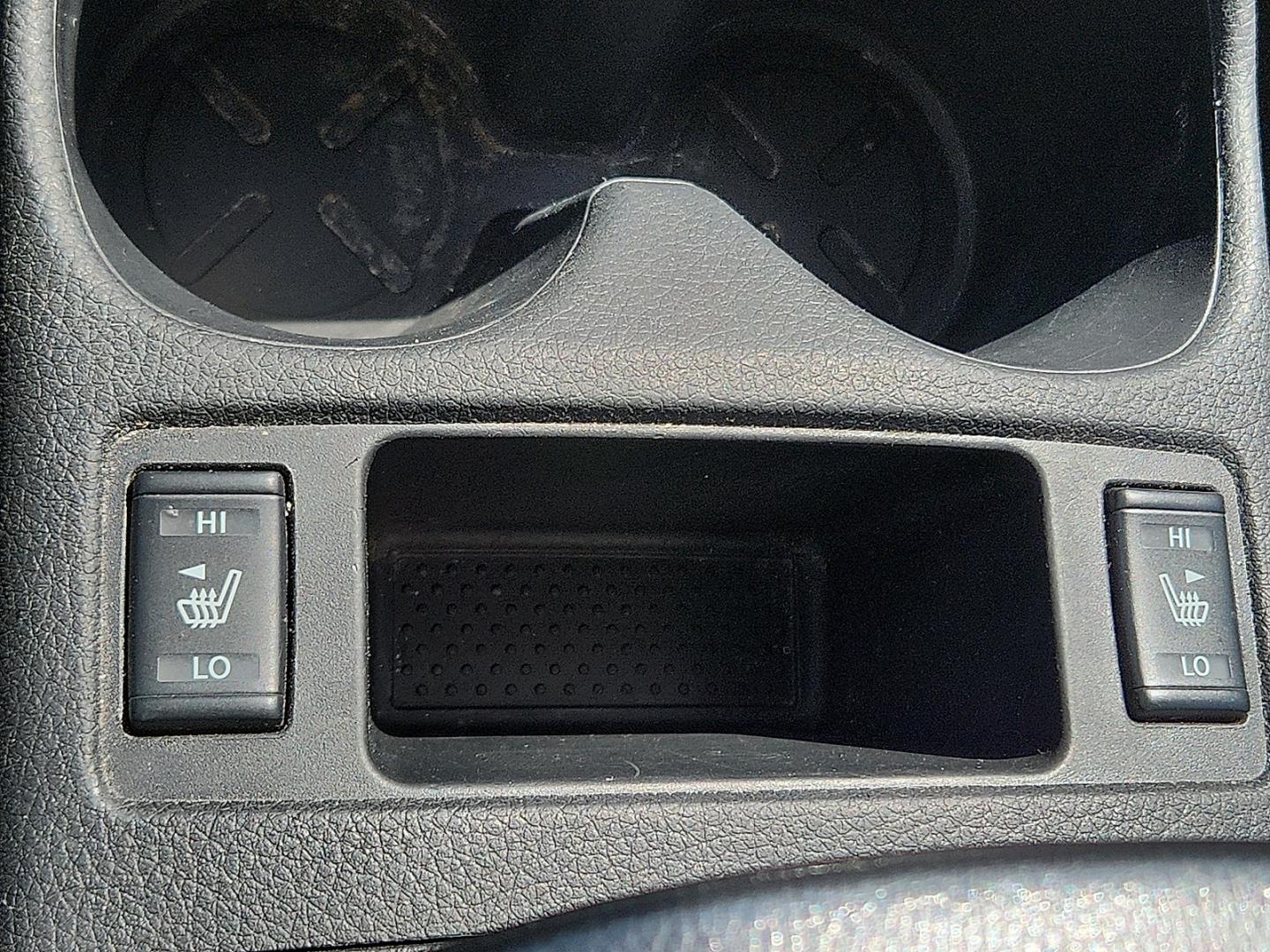 2016 BLACK /Charcoal - G Nissan Rogue SL (5N1AT2MT4GC) with an 2.5L I-4 DOHC, variable valve control, regular unleaded, engine with 170HP engine, located at 4711 Ave Q, Lubbock, TX, 79412, (806) 687-2362, 33.551304, -101.855293- Photo#23