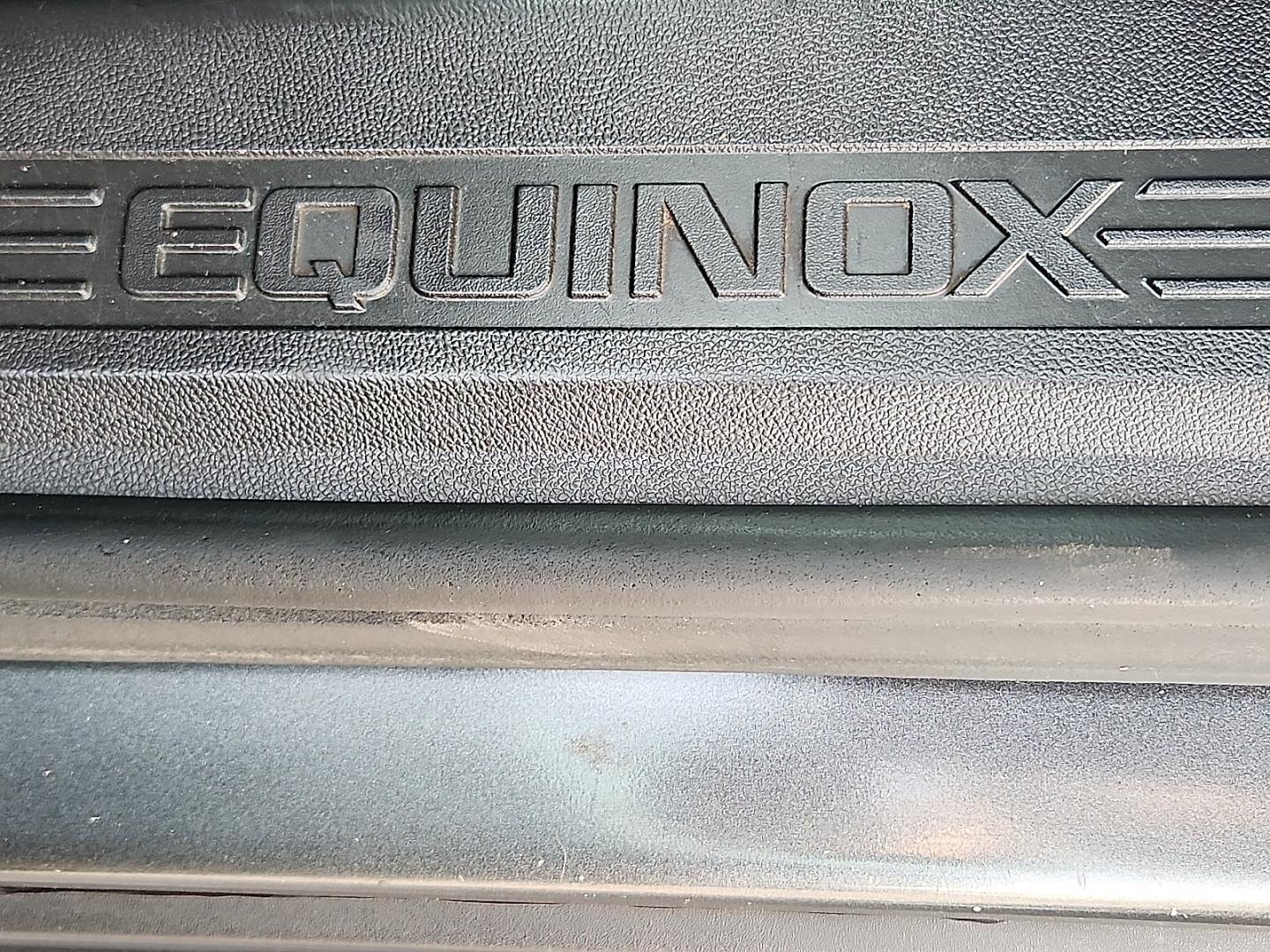 2019 GRAY /Medium Ash Gray - H72 Chevrolet Equinox LS (3GNAXHEV0KL) with an 1.5L I-4 gasoline direct injection, DOHC, VVT variable valve control, intercooled turbo, regular unleaded, engine with 170HP engine, located at 4711 Ave Q, Lubbock, TX, 79412, (806) 687-2362, 33.551304, -101.855293 - Photo#24