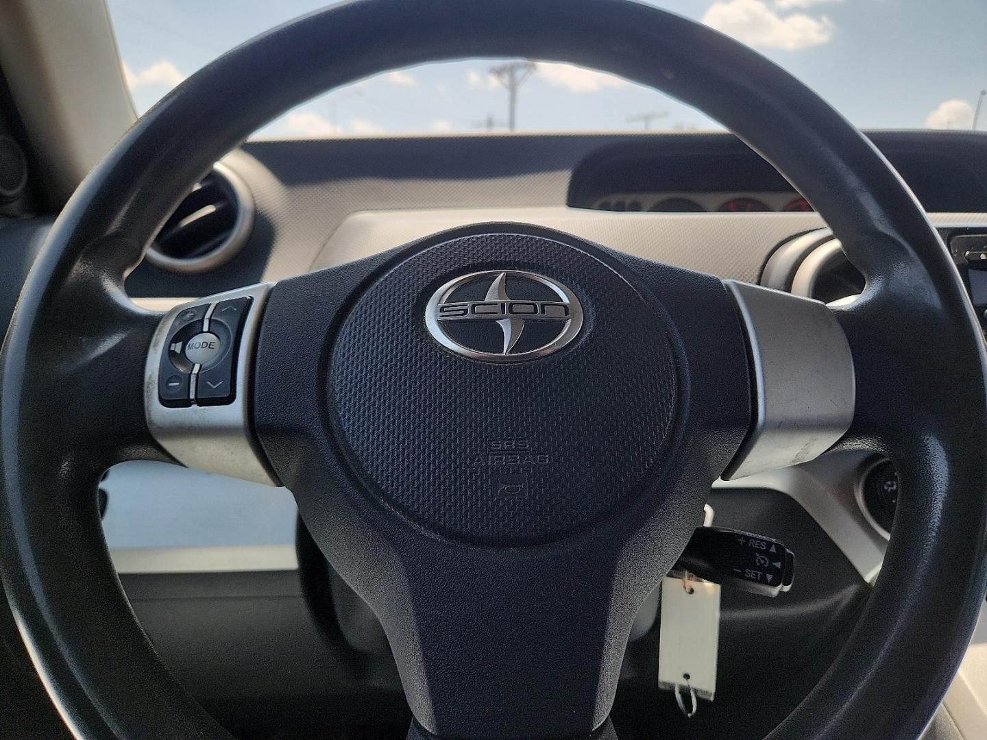 2008 GREEN /Dark Gray - 10 Scion xB (JTLKE50E881) with an 2.4L I-4 DOHC, variable valve control, regular unleaded, engine with 158HP engine, located at 4711 Ave Q, Lubbock, TX, 79412, (806) 687-2362, 33.551304, -101.855293- Photo#28