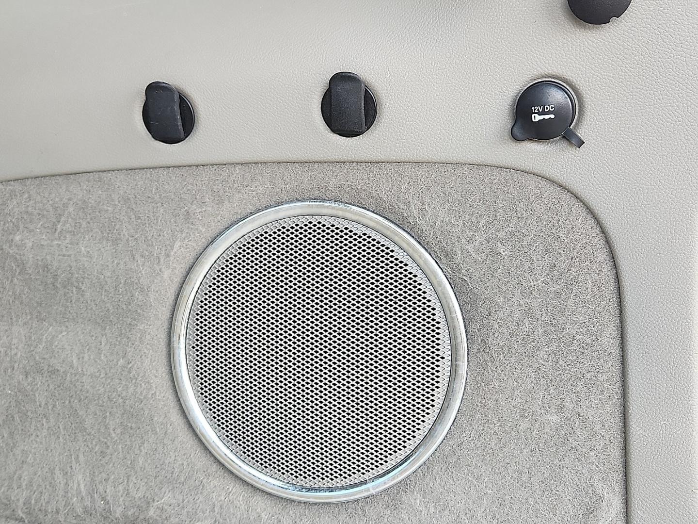 2013 BLUE /Medium Graystone/Dark Graystone - D3 Jeep Grand Cherokee Laredo (1C4RJFAG4DC) with an 3.6L V-6 DOHC, variable valve control, regular unleaded, engine with 290HP engine, located at 4711 Ave Q, Lubbock, TX, 79412, (806) 687-2362, 33.551304, -101.855293- Photo#10