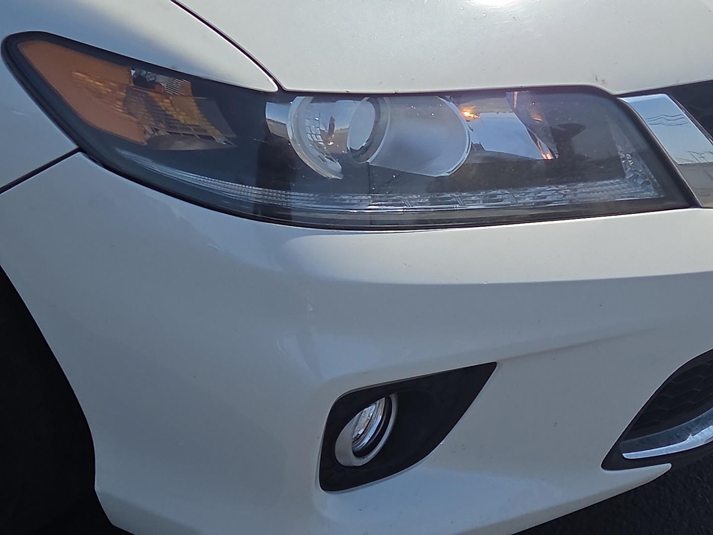 2015 White Orchid Pearl - WB /Parchment - BI Honda Accord EX-L (1HGCT1B86FA) with an 2.4L I-4 gasoline direct injection, DOHC, i-VTEC variable valve control, regular unleaded, engine with 185HP engine, located at 4711 Ave Q, Lubbock, TX, 79412, (806) 687-2362, 33.551304, -101.855293- Photo#9