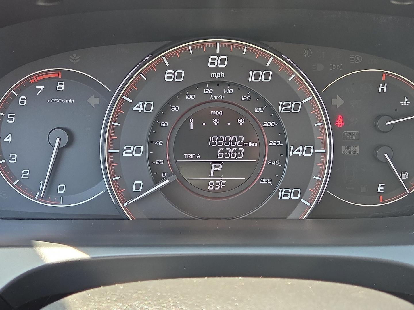 2015 White Orchid Pearl - WB /Parchment - BI Honda Accord EX-L (1HGCT1B86FA) with an 2.4L I-4 gasoline direct injection, DOHC, i-VTEC variable valve control, regular unleaded, engine with 185HP engine, located at 4711 Ave Q, Lubbock, TX, 79412, (806) 687-2362, 33.551304, -101.855293- Photo#26