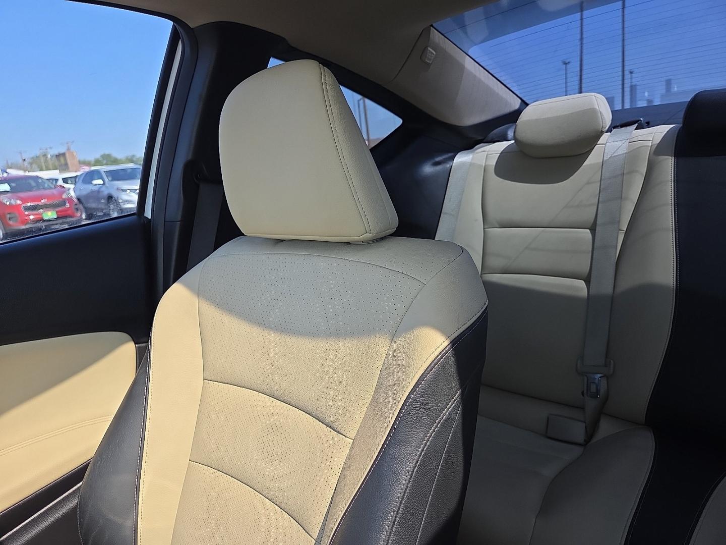 2015 White Orchid Pearl - WB /Parchment - BI Honda Accord EX-L (1HGCT1B86FA) with an 2.4L I-4 gasoline direct injection, DOHC, i-VTEC variable valve control, regular unleaded, engine with 185HP engine, located at 4711 Ave Q, Lubbock, TX, 79412, (806) 687-2362, 33.551304, -101.855293- Photo#27