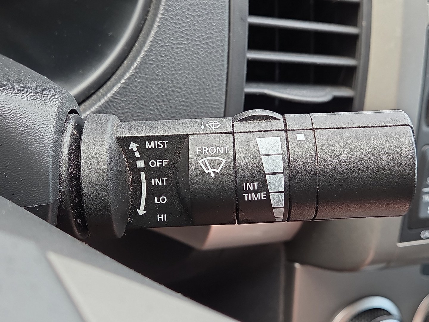 2012 Brilliant Silver - K23 /Gray Nissan Sentra 2.0 S (3N1AB6AP9CL) with an 2L I-4 DOHC, variable valve control, regular unleaded, engine with 140HP engine, located at 4711 Ave Q, Lubbock, TX, 79412, (806) 687-2362, 33.551304, -101.855293- Photo#26