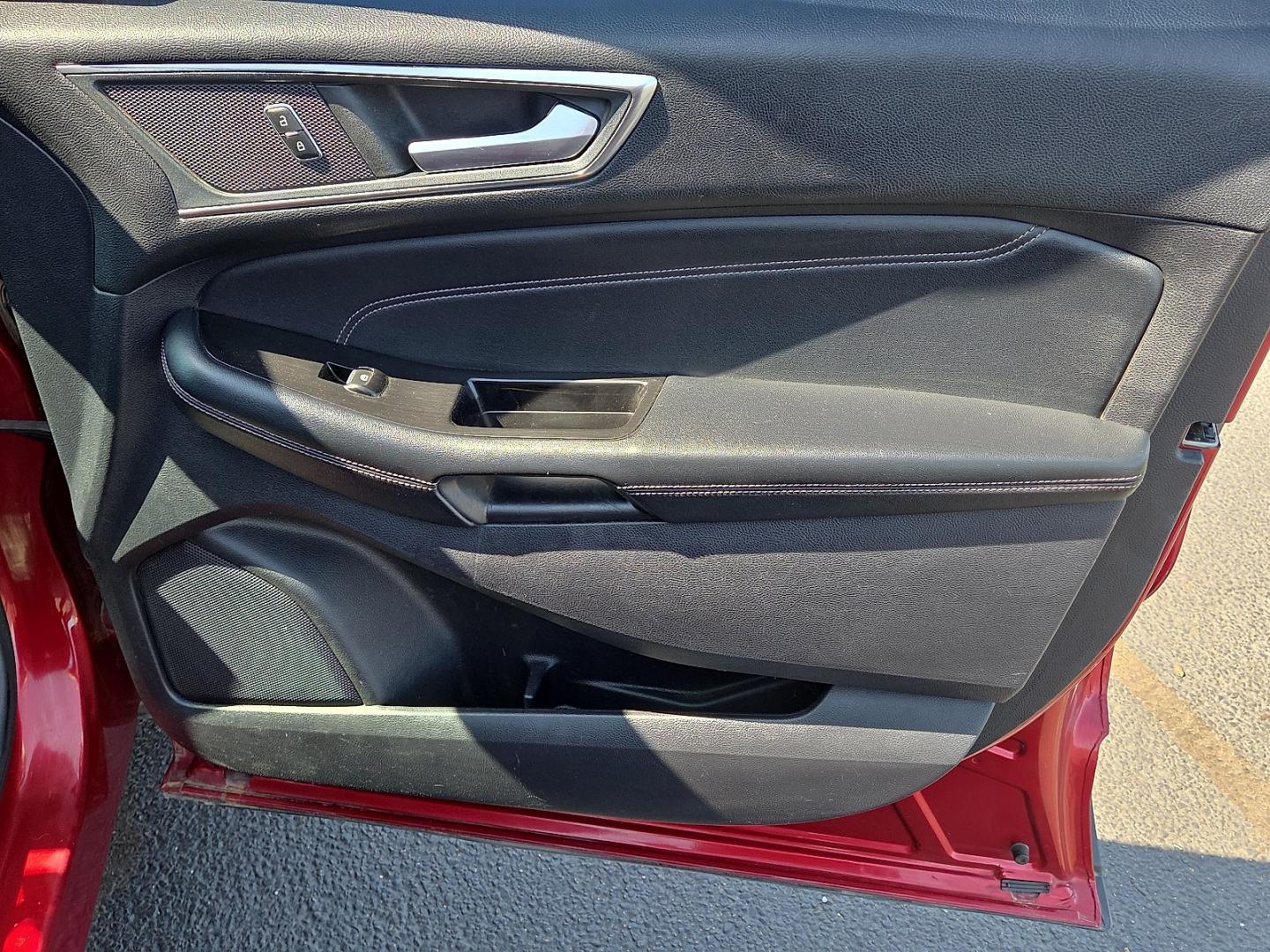 2018 Ruby Red Metallic Tinted Clearcoat - RR /Ebony - PE Ford Edge Titanium (2FMPK3K85JB) with an 3.5L V-6 DOHC, variable valve control, regular unleaded, engine with 280HP engine, located at 4711 Ave Q, Lubbock, TX, 79412, (806) 687-2362, 33.551304, -101.855293- Photo#14