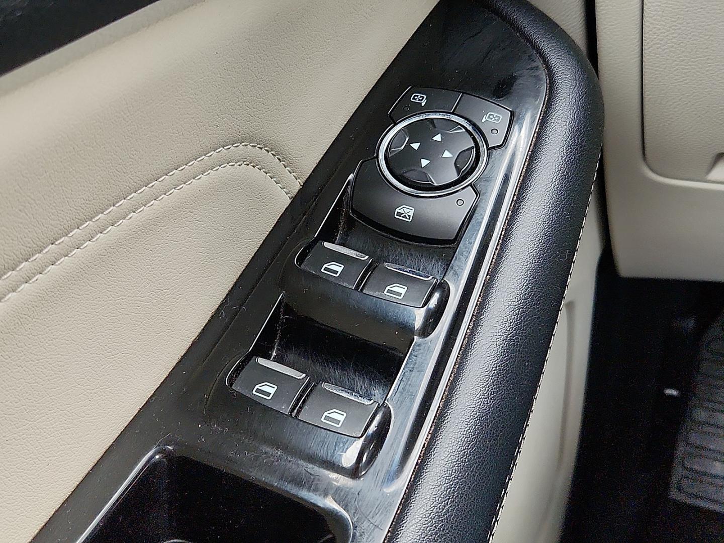 2020 WHITE /Soft Ceramic - LC Ford Edge Titanium (2FMPK3K9XLB) with an EcoBoost 2L I-4 gasoline direct injection, DOHC, variable valve control, intercooled turbo, premium unleaded, engine with 250HP engine, located at 4711 Ave Q, Lubbock, TX, 79412, (806) 687-2362, 33.551304, -101.855293- Photo#21