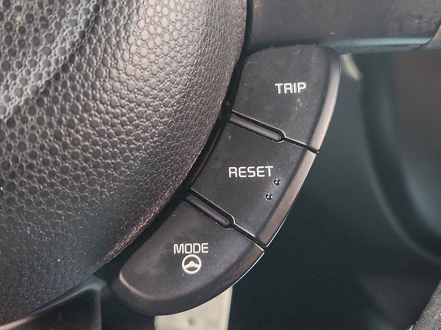 2015 BLACK /Black - EQ Kia Soul (KNDJN2A23F7) with an Gamma 1.6L I-4 gasoline direct injection, DOHC, variable valve control, regular unleaded, engine with 130HP engine, located at 4711 Ave Q, Lubbock, TX, 79412, (806) 687-2362, 33.551304, -101.855293- Photo#22