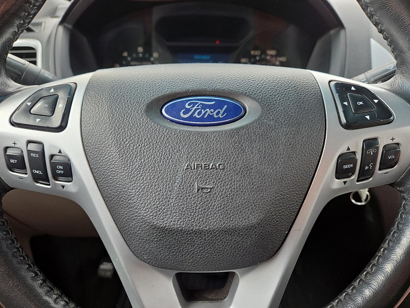 2012 White Platinum Metallic Tri-Coat - UG /Medium Light Stone - 8L Ford Explorer XLT (1FMHK7D82CG) with an 3.5L V-6 DOHC, variable valve control, regular unleaded, engine with 290HP engine, located at 4711 Ave Q, Lubbock, TX, 79412, (806) 687-2362, 33.551304, -101.855293- Photo#29
