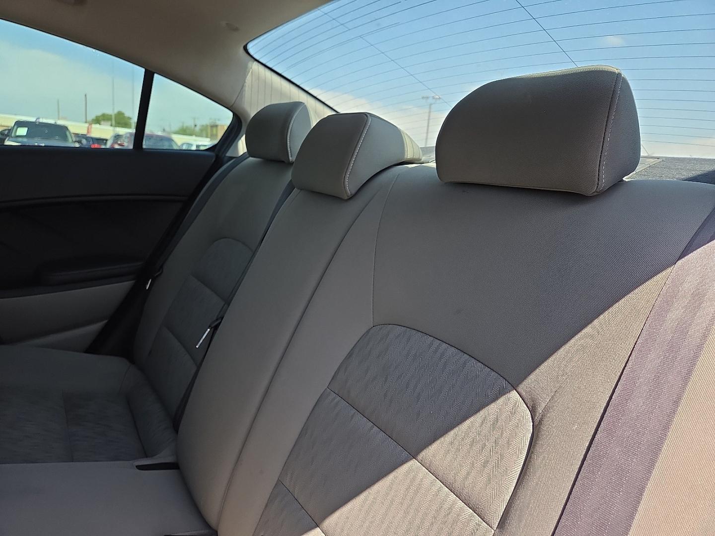 2016 Aurora Black Pearl - ABP /Gray - DFR Kia Forte LX (KNAFK4A63G5) with an 1.8L I-4 DOHC, D-CVVT variable valve control, regular unleaded, engine with 145HP engine, located at 4711 Ave Q, Lubbock, TX, 79412, (806) 687-2362, 33.551304, -101.855293- Photo#16