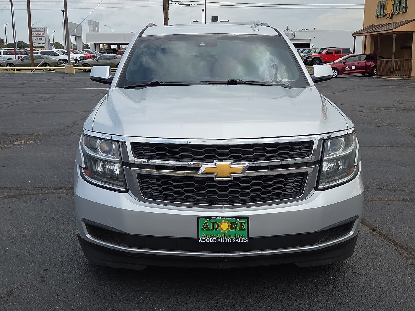 2016 Champagne Silver Metallic - GWT /Jet Black - H2U Chevrolet Tahoe LT (1GNSKBKC5GR) with an EcoTec3 5.3L V-8 gasoline direct injection, variable valve control, regular unleaded, engine with cylinder deactivation and 355HP engine, located at 4711 Ave Q, Lubbock, TX, 79412, (806) 687-2362, 33.551304, -101.855293- Photo#7