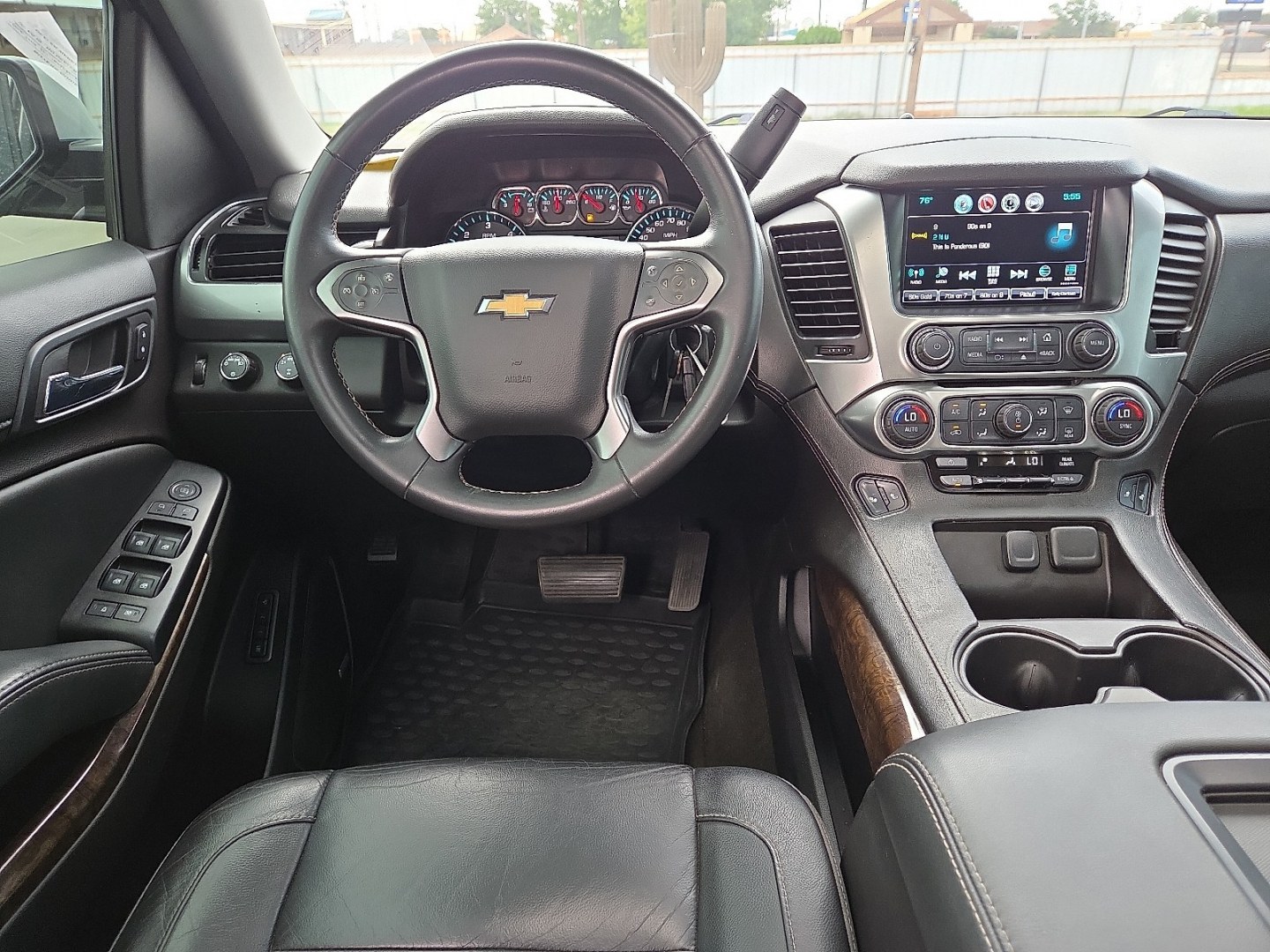 2016 Champagne Silver Metallic - GWT /Jet Black - H2U Chevrolet Tahoe LT (1GNSKBKC5GR) with an EcoTec3 5.3L V-8 gasoline direct injection, variable valve control, regular unleaded, engine with cylinder deactivation and 355HP engine, located at 4711 Ave Q, Lubbock, TX, 79412, (806) 687-2362, 33.551304, -101.855293- Photo#19