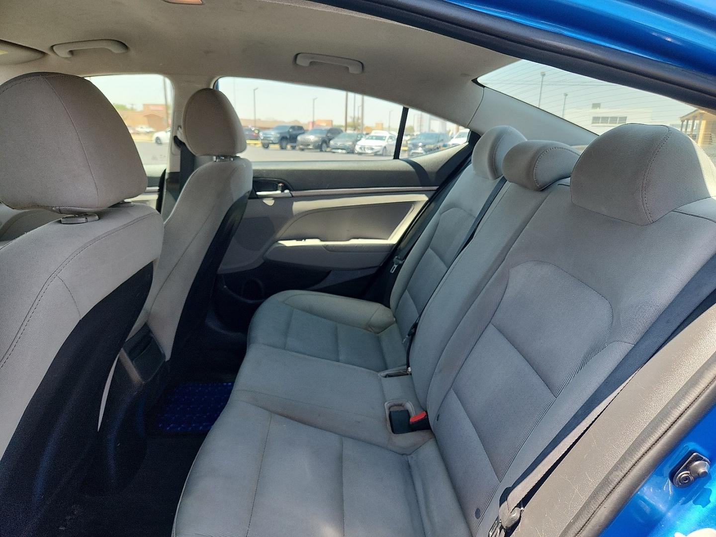 2017 BLUE /Beige - XA Hyundai Elantra SE (5NPD74LF9HH) with an Nu 2L I-4 DOHC, D-CVVT variable valve control, regular unleaded, engine with 147HP engine, located at 4711 Ave Q, Lubbock, TX, 79412, (806) 687-2362, 33.551304, -101.855293- Photo#9