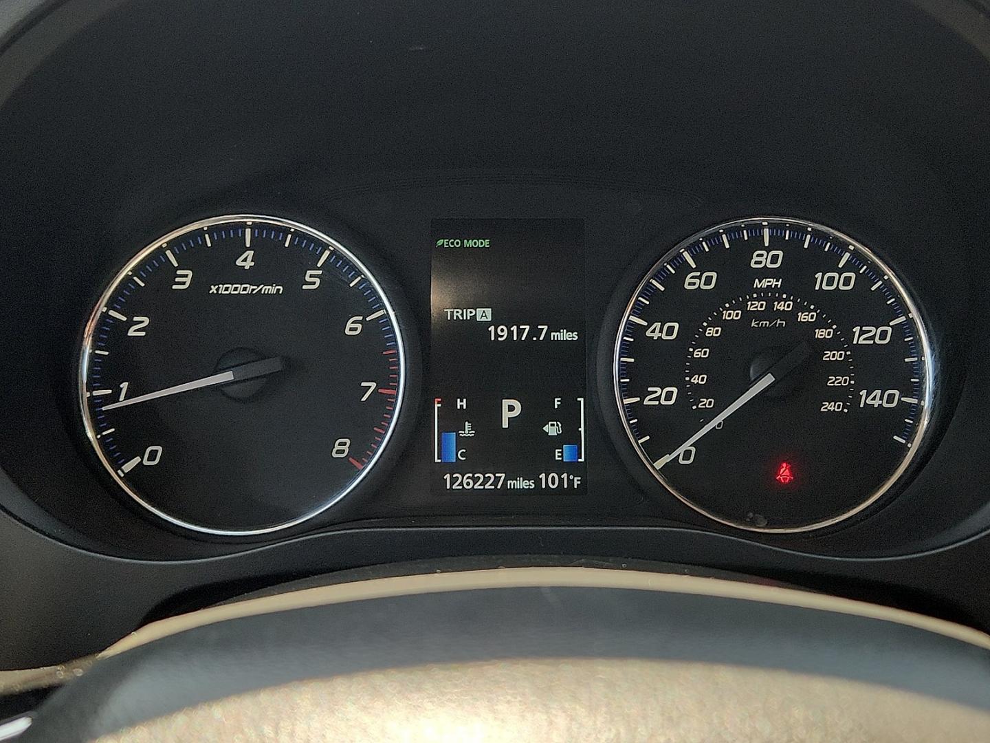 2018 SILVER /Black - 01X Mitsubishi Outlander SE (JA4AD3A38JZ) with an 2.4L I-4 variable valve control, regular unleaded, engine with 166HP engine, located at 4711 Ave Q, Lubbock, TX, 79412, (806) 687-2362, 33.551304, -101.855293- Photo#27