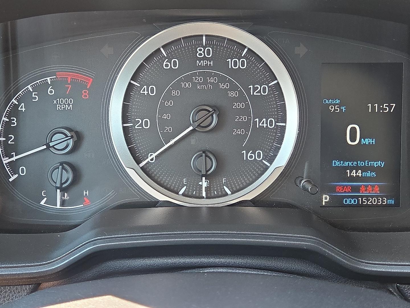 2022 White - 040 /Black - 20 Toyota Corolla LE (5YFEPMAE1NP) with an 1.8L I-4 DOHC, VVT-i variable valve control, regular unleaded, engine with 139HP engine, located at 4711 Ave Q, Lubbock, TX, 79412, (806) 687-2362, 33.551304, -101.855293- Photo#24