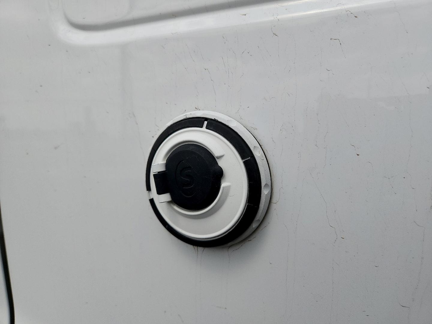 2013 WHITE /Medium Pewter - 93W Chevrolet Express 2500 Work Van (1GCWGFCA0D1) with an Vortec 4.8L V-8 variable valve control, regular unleaded, engine with 280HP engine, located at 4711 Ave Q, Lubbock, TX, 79412, (806) 687-2362, 33.551304, -101.855293- Photo#12