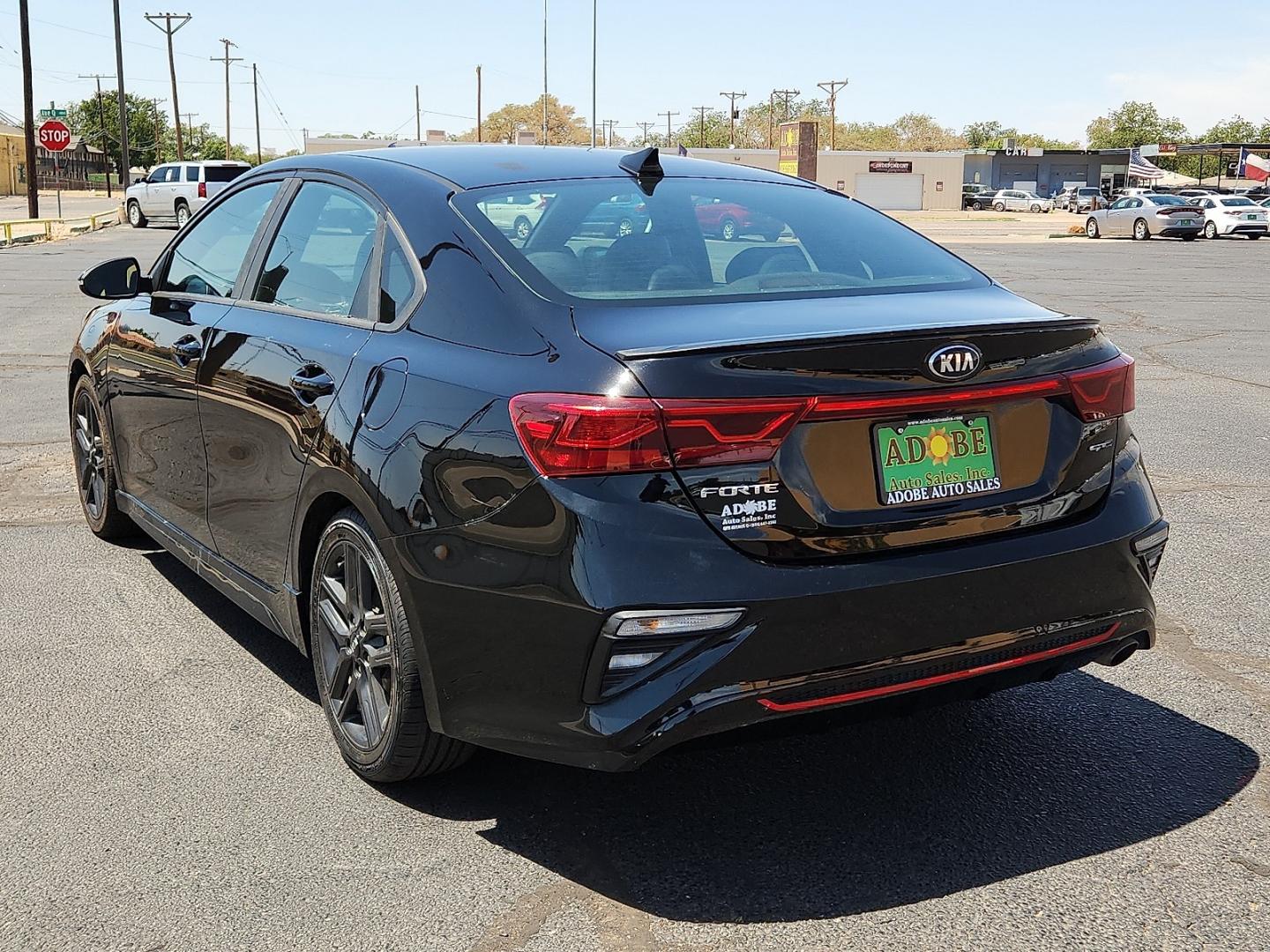 2020 BLACK Kia Forte GT-Line (3KPF34ADXLE) with an 2L I-4 DOHC, D-CVVT variable valve control, regular unleaded, engine with 147HP engine, located at 4711 Ave Q, Lubbock, TX, 79412, (806) 687-2362, 33.551304, -101.855293- Photo#2