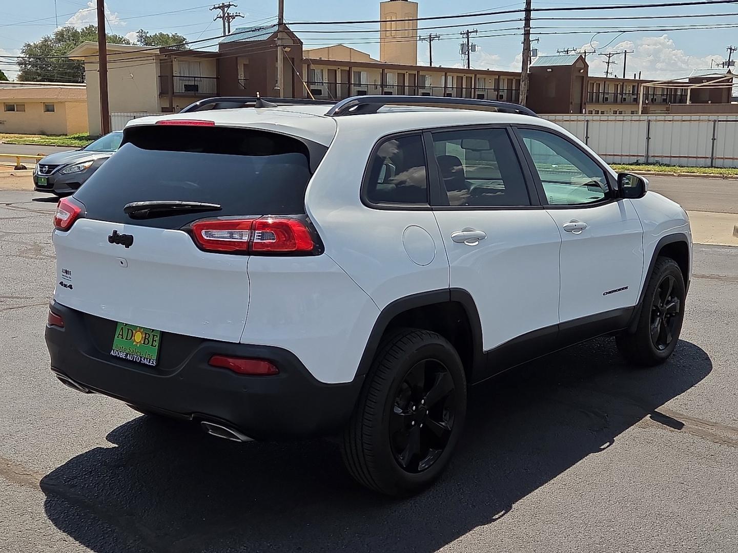 2016 Bright White Clearcoat - PW7 /Black - X9 Jeep Cherokee High Altitude (1C4PJMDS7GW) with an Pentastar 3.2L V-6 DOHC, regular unleaded, engine with 271HP engine, located at 4711 Ave Q, Lubbock, TX, 79412, (806) 687-2362, 33.551304, -101.855293- Photo#4