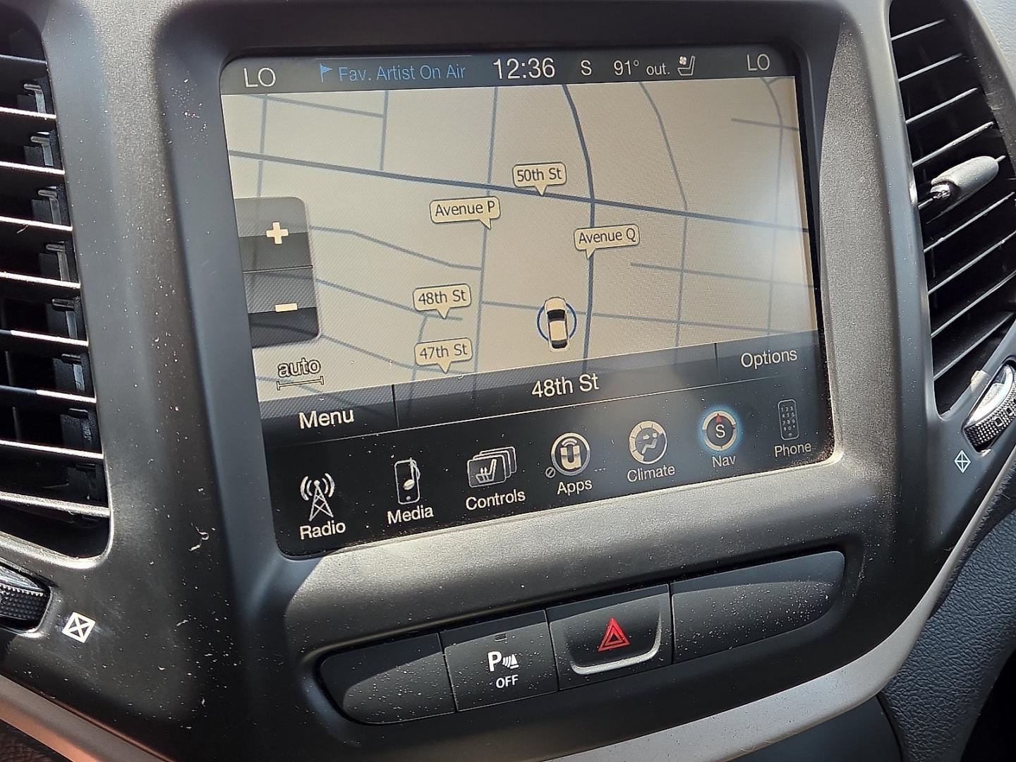 2016 Bright White Clearcoat - PW7 /Black - X9 Jeep Cherokee High Altitude (1C4PJMDS7GW) with an Pentastar 3.2L V-6 DOHC, regular unleaded, engine with 271HP engine, located at 4711 Ave Q, Lubbock, TX, 79412, (806) 687-2362, 33.551304, -101.855293- Photo#24