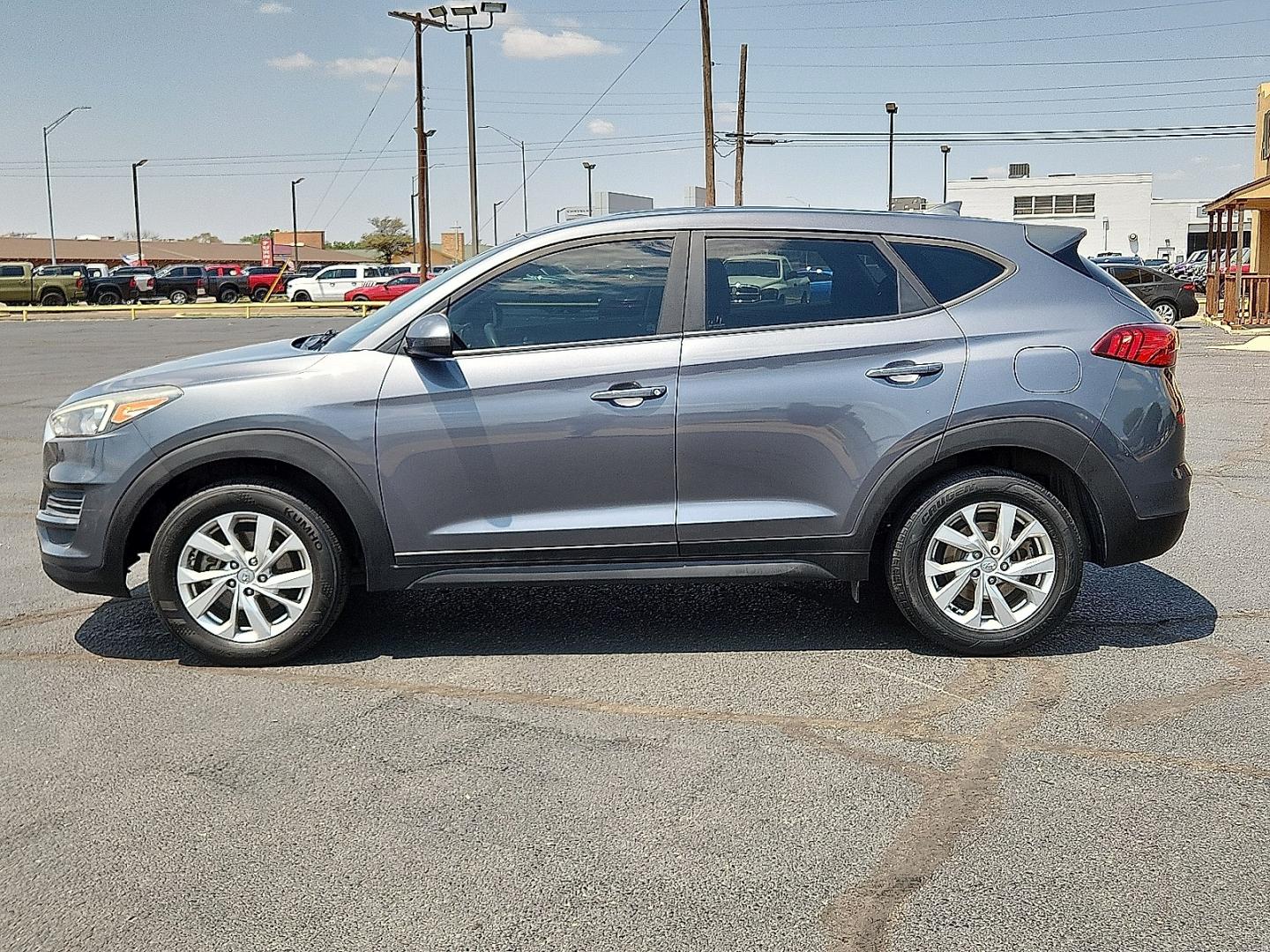 2019 GRAY /Black - TRY Hyundai Tucson SE (KM8J23A48KU) with an Nu 2L I-4 gasoline direct injection, DOHC, D-CVVT variable valve control, regular unleaded, engine with 161HP engine, located at 4711 Ave Q, Lubbock, TX, 79412, (806) 687-2362, 33.551304, -101.855293- Photo#1