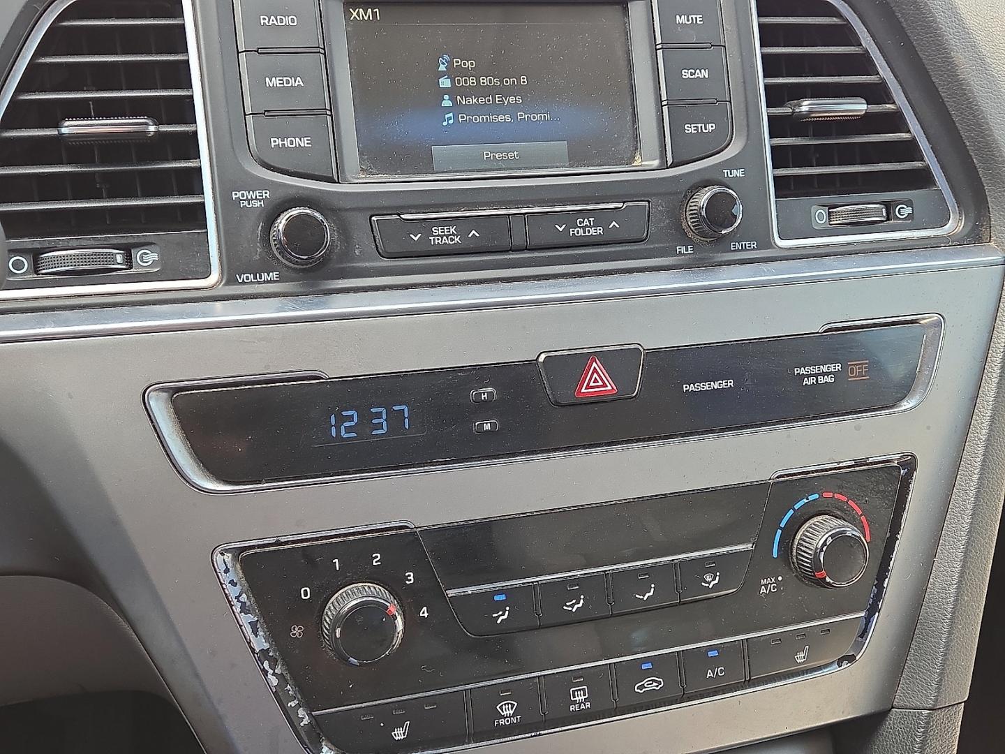 2015 Phantom Black - S3 /Gray - GG Hyundai Sonata Sport (5NPE34AFXFH) with an 2.4L I-4 gasoline direct injection, DOHC, variable valve control, regular unleaded, engine with 185HP engine, located at 4711 Ave Q, Lubbock, TX, 79412, (806) 687-2362, 33.551304, -101.855293- Photo#22