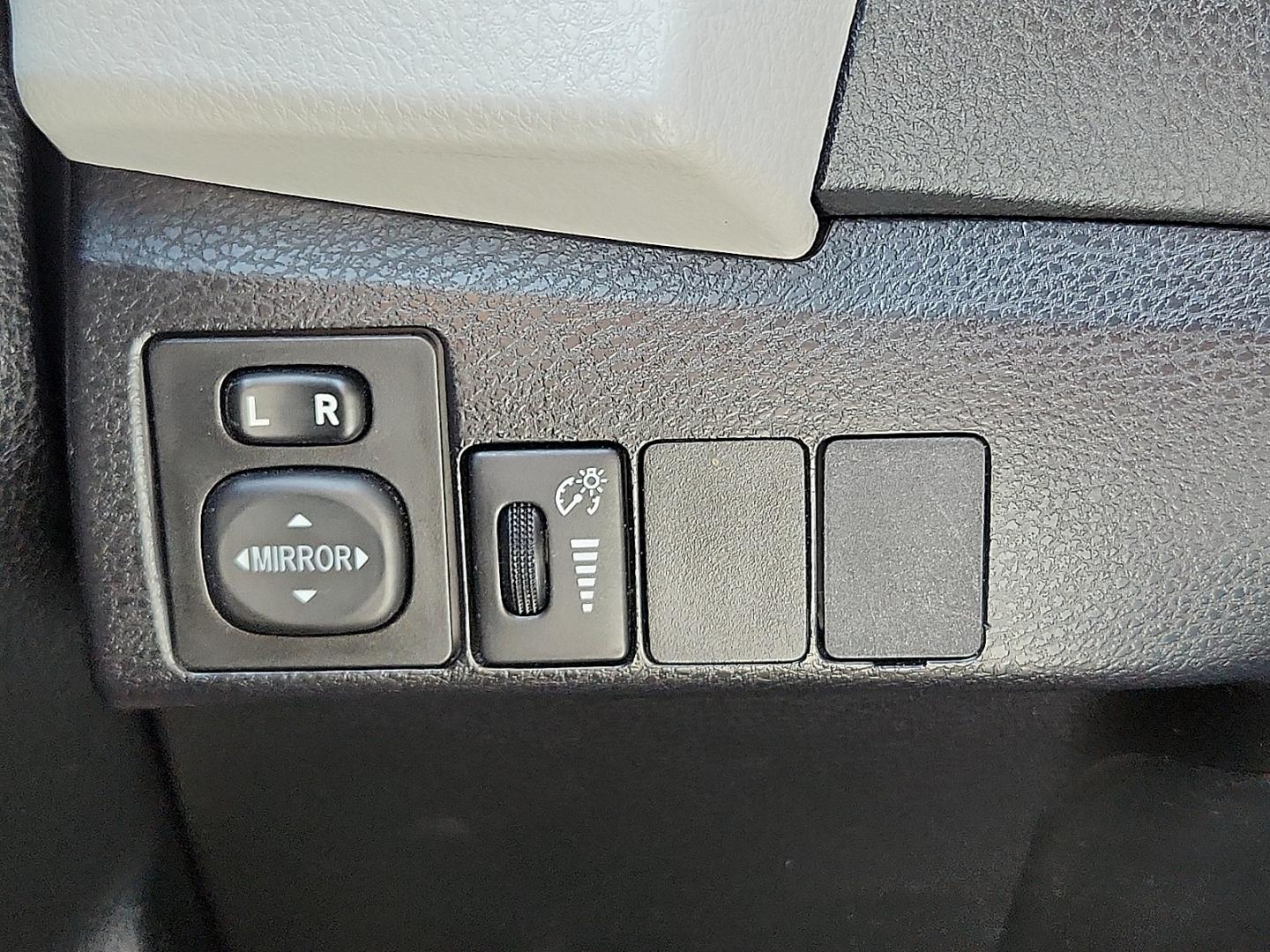 2014 GRAY /Ash - 16 Toyota Corolla LE ECO (5YFBPRHE8EP) with an 1.8L I-4 DOHC, VVT-iE variable valve control, regular unleaded, engine with 140HP engine, located at 4711 Ave Q, Lubbock, TX, 79412, (806) 687-2362, 33.551304, -101.855293- Photo#23