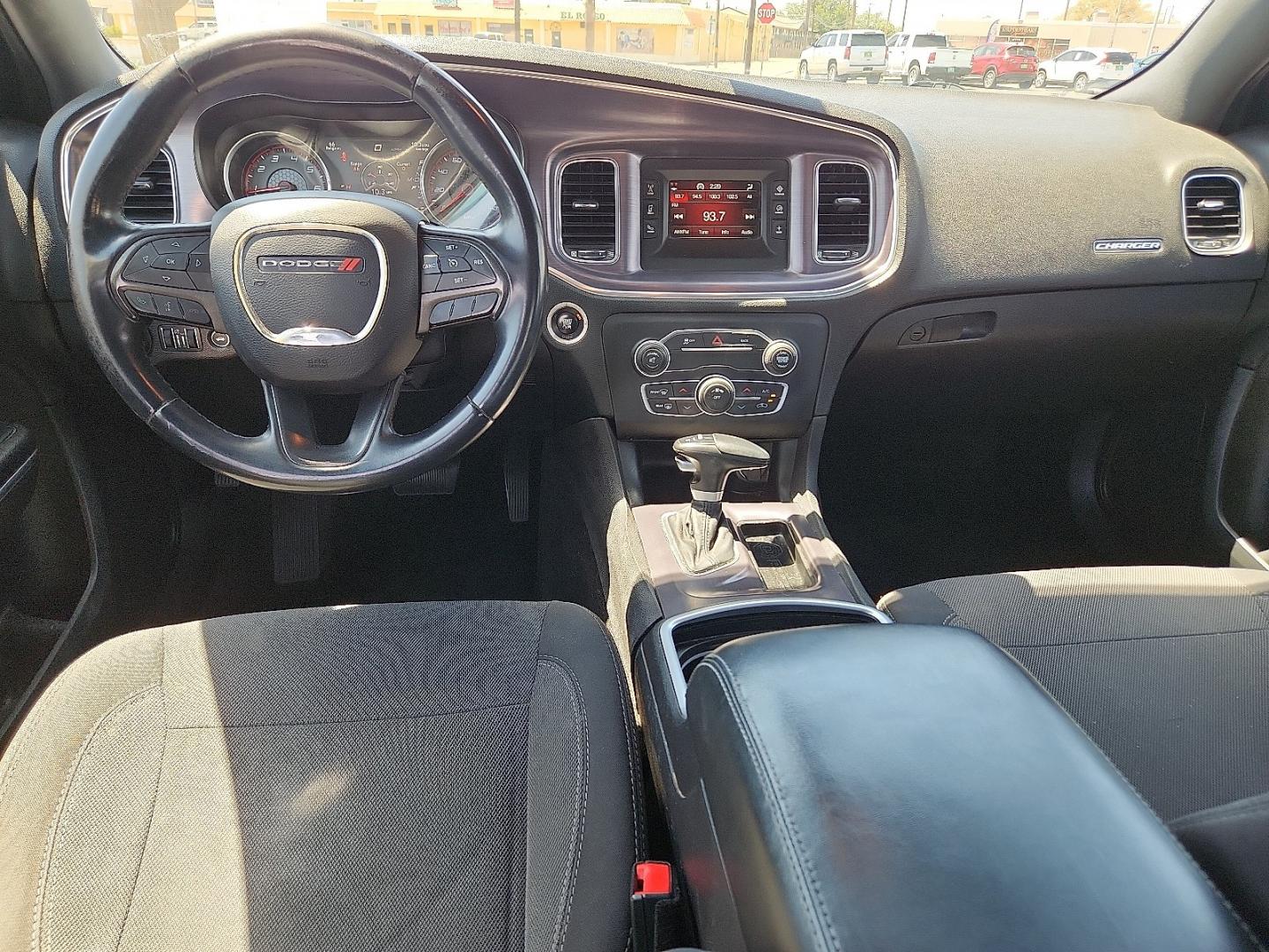 2015 SILVER /Black - X9 Dodge Charger SE (2C3CDXBG2FH) with an 3.6L V-6 DOHC, variable valve control, regular unleaded, engine with 292HP engine, located at 4711 Ave Q, Lubbock, TX, 79412, (806) 687-2362, 33.551304, -101.855293- Photo#13