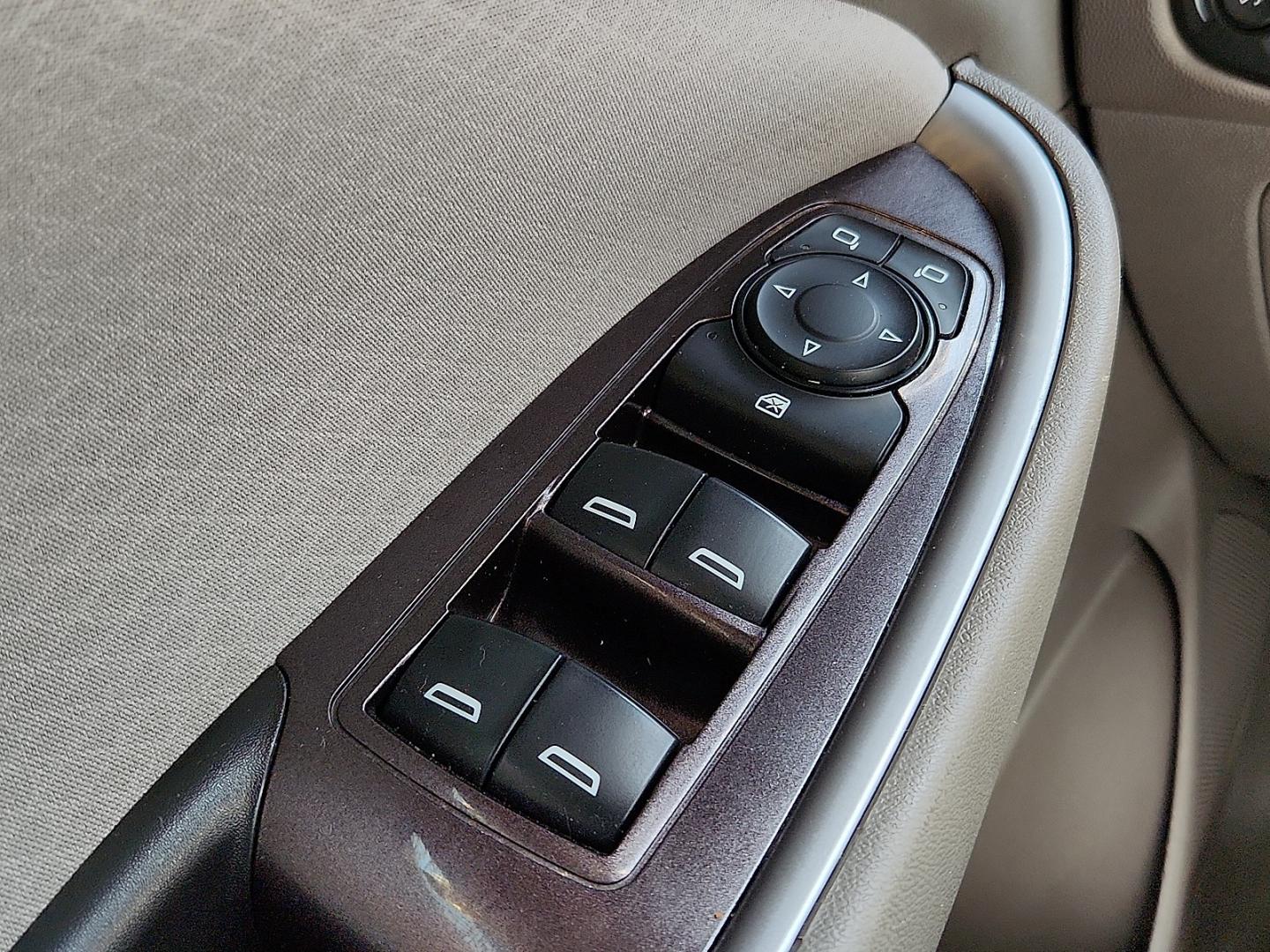 2020 WHITE /Dark Atmosphere/Medium Ash Gray - H1H Chevrolet Malibu FWD 1FL (1G1ZC5ST3LF) with an ECOTEC 1.5L I-4 gasoline direct injection, DOHC, VVT variable valve control, intercooled turbo, regular unleaded, engine with 160HP engine, located at 4711 Ave Q, Lubbock, TX, 79412, (806) 687-2362, 33.551304, -101.855293- Photo#24