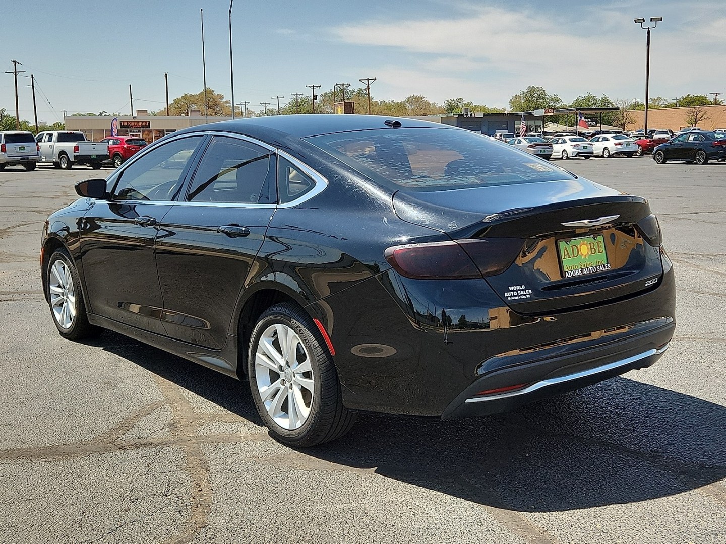 2015 Black Clearcoat - PX8 /Black - X9 Chrysler 200 Limited (1C3CCCAB3FN) with an 2.4L I4 MultiAir Engine engine, located at 4711 Ave Q, Lubbock, TX, 79412, (806) 687-2362, 33.551304, -101.855293- Photo#2