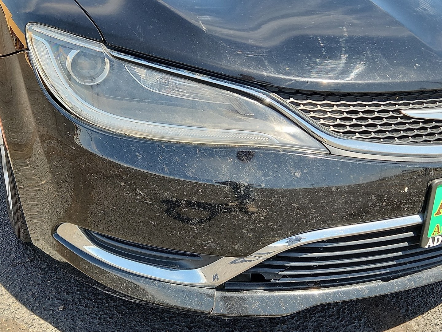 2015 Black Clearcoat - PX8 /Black - X9 Chrysler 200 Limited (1C3CCCAB3FN) with an 2.4L I4 MultiAir Engine engine, located at 4711 Ave Q, Lubbock, TX, 79412, (806) 687-2362, 33.551304, -101.855293- Photo#7