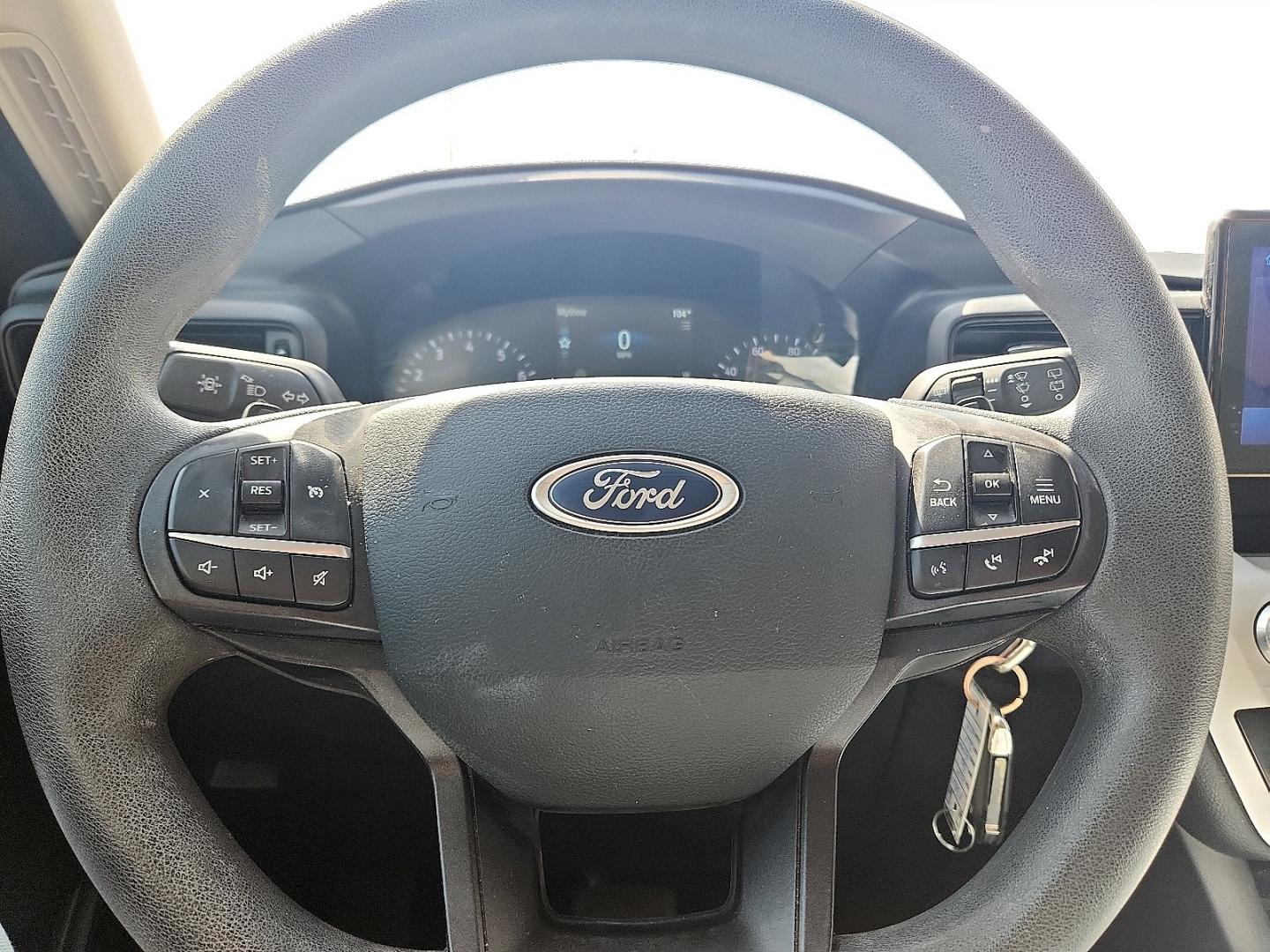 2020 WHITE /Sandstone - 7N Ford Explorer (1FMSK7BH2LG) with an EcoBoost 2.3L I-4 direct injection, DOHC, variable valve control, intercooled turbo, premium gasoline, engine with 300HP engine, located at 4711 Ave Q, Lubbock, TX, 79412, (806) 687-2362, 33.551304, -101.855293- Photo#28