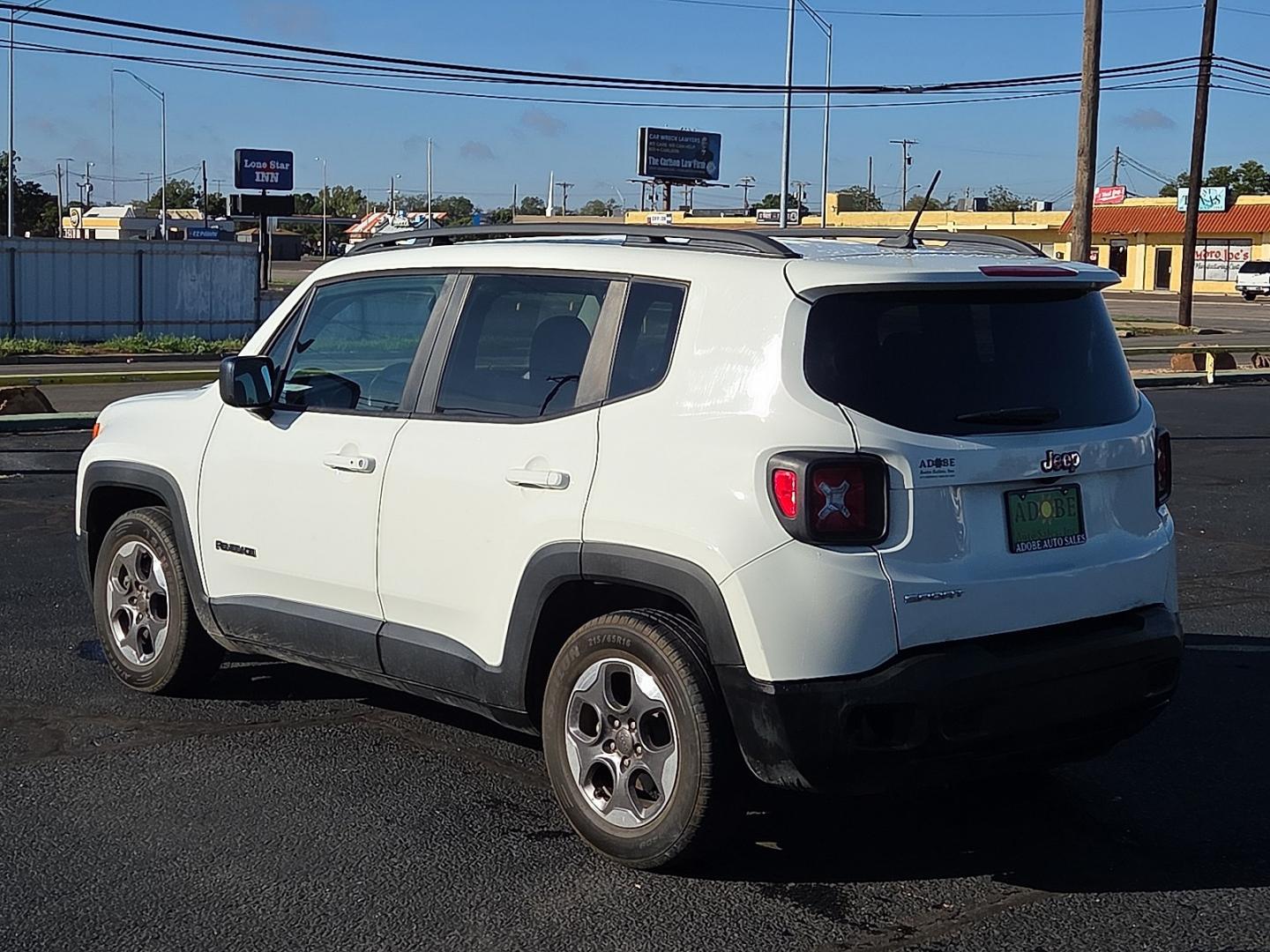 2017 Alpine White - PWV /Black - X9 Jeep Renegade Sport FWD (ZACCJAAB2HP) with an Tigershark MultiAir 2.4L I-4 variable valve control, regular gasoline, engine with 180HP engine, located at 4711 Ave Q, Lubbock, TX, 79412, (806) 687-2362, 33.551304, -101.855293- Photo#2