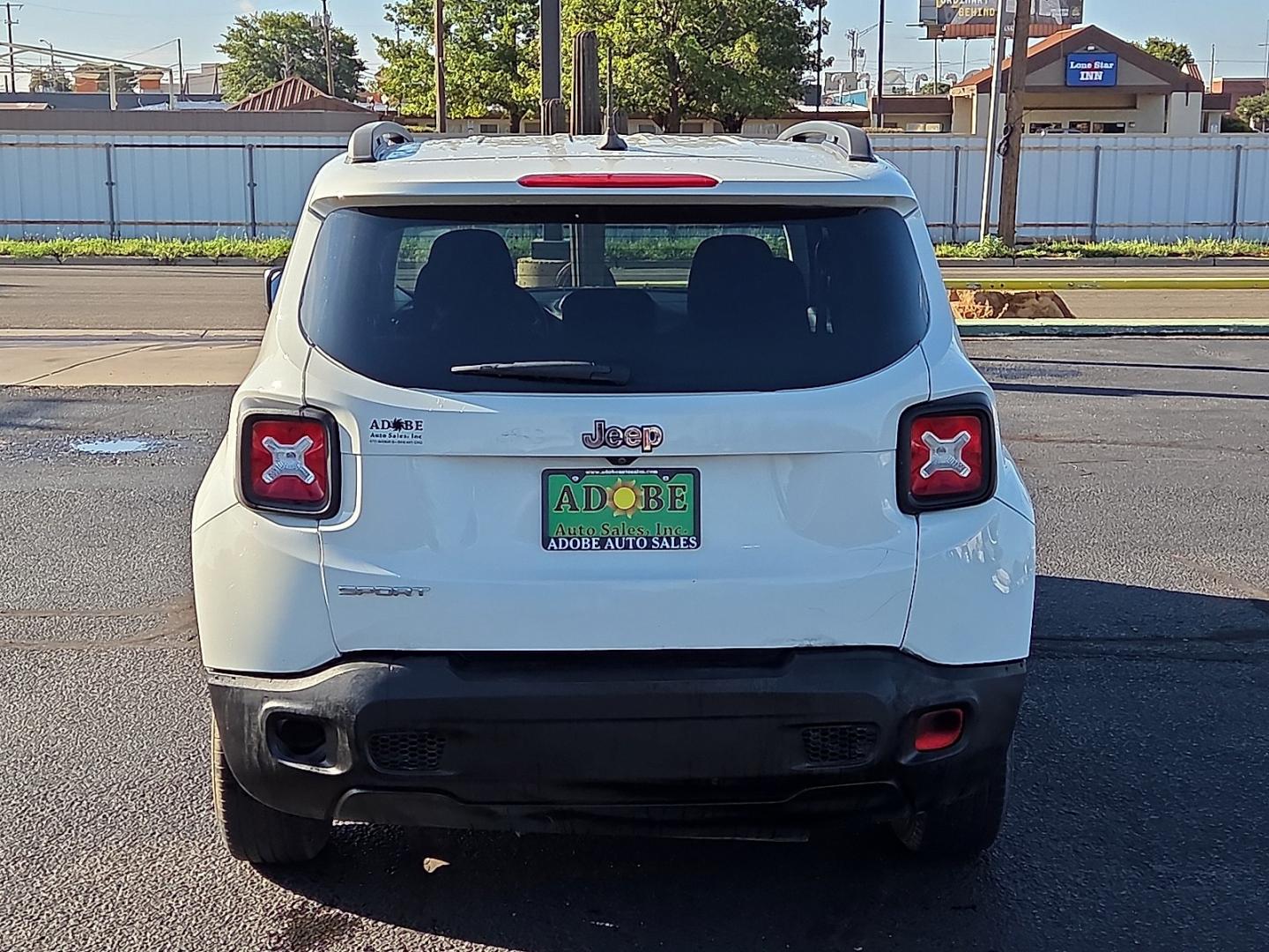 2017 Alpine White - PWV /Black - X9 Jeep Renegade Sport FWD (ZACCJAAB2HP) with an Tigershark MultiAir 2.4L I-4 variable valve control, regular gasoline, engine with 180HP engine, located at 4711 Ave Q, Lubbock, TX, 79412, (806) 687-2362, 33.551304, -101.855293- Photo#3