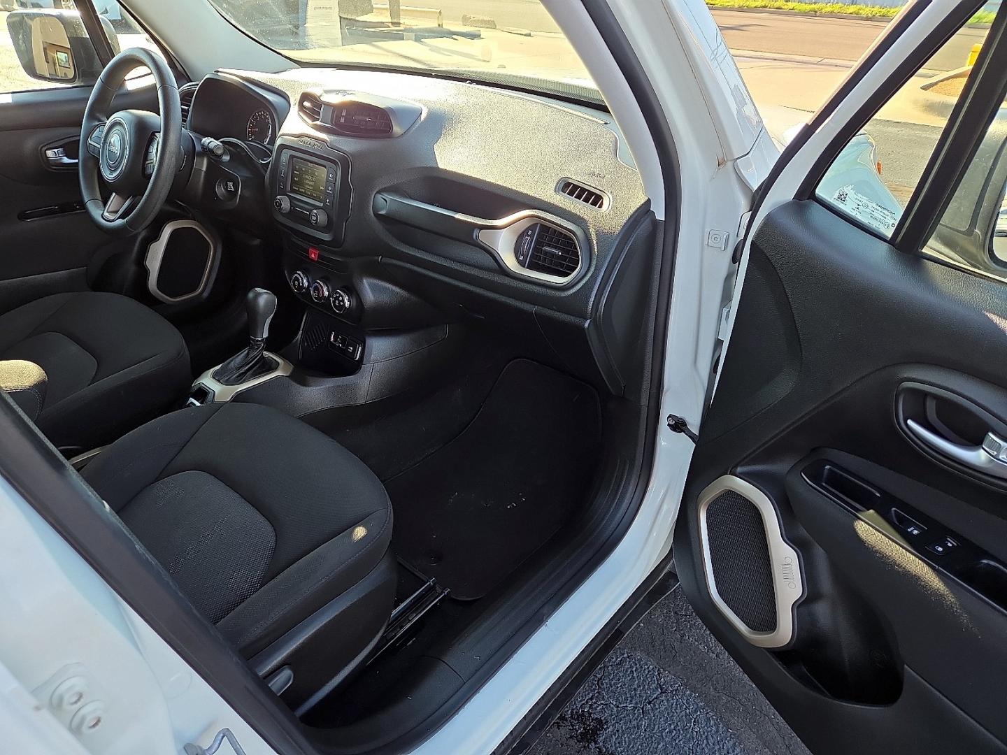 2017 Alpine White - PWV /Black - X9 Jeep Renegade Sport FWD (ZACCJAAB2HP) with an Tigershark MultiAir 2.4L I-4 variable valve control, regular gasoline, engine with 180HP engine, located at 4711 Ave Q, Lubbock, TX, 79412, (806) 687-2362, 33.551304, -101.855293- Photo#11