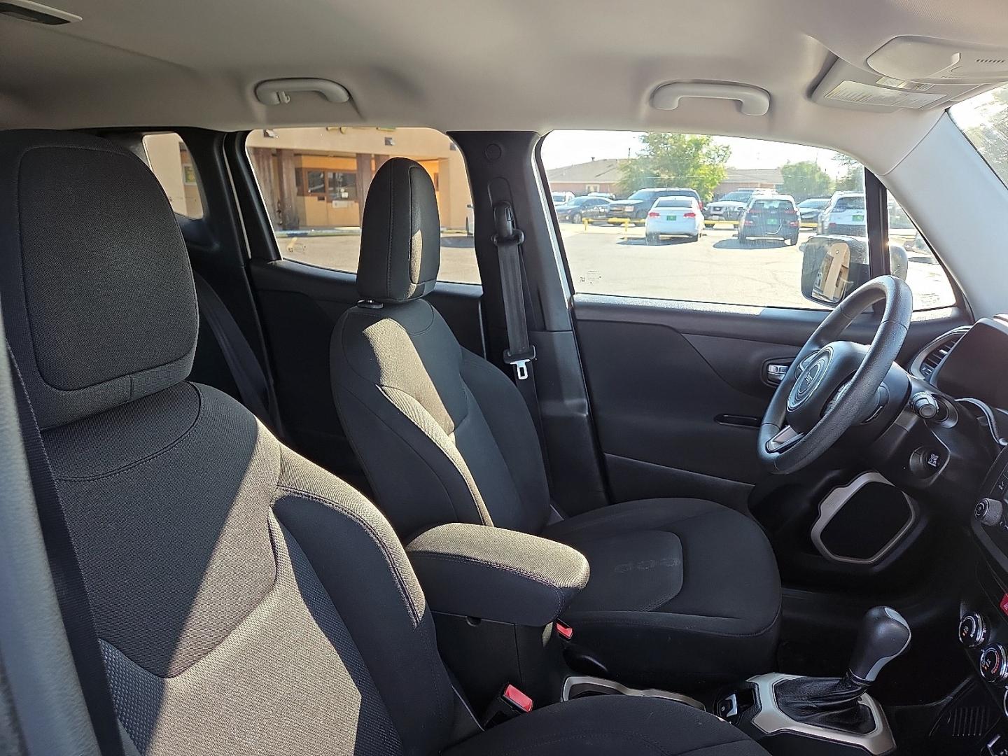 2017 Alpine White - PWV /Black - X9 Jeep Renegade Sport FWD (ZACCJAAB2HP) with an Tigershark MultiAir 2.4L I-4 variable valve control, regular gasoline, engine with 180HP engine, located at 4711 Ave Q, Lubbock, TX, 79412, (806) 687-2362, 33.551304, -101.855293- Photo#12