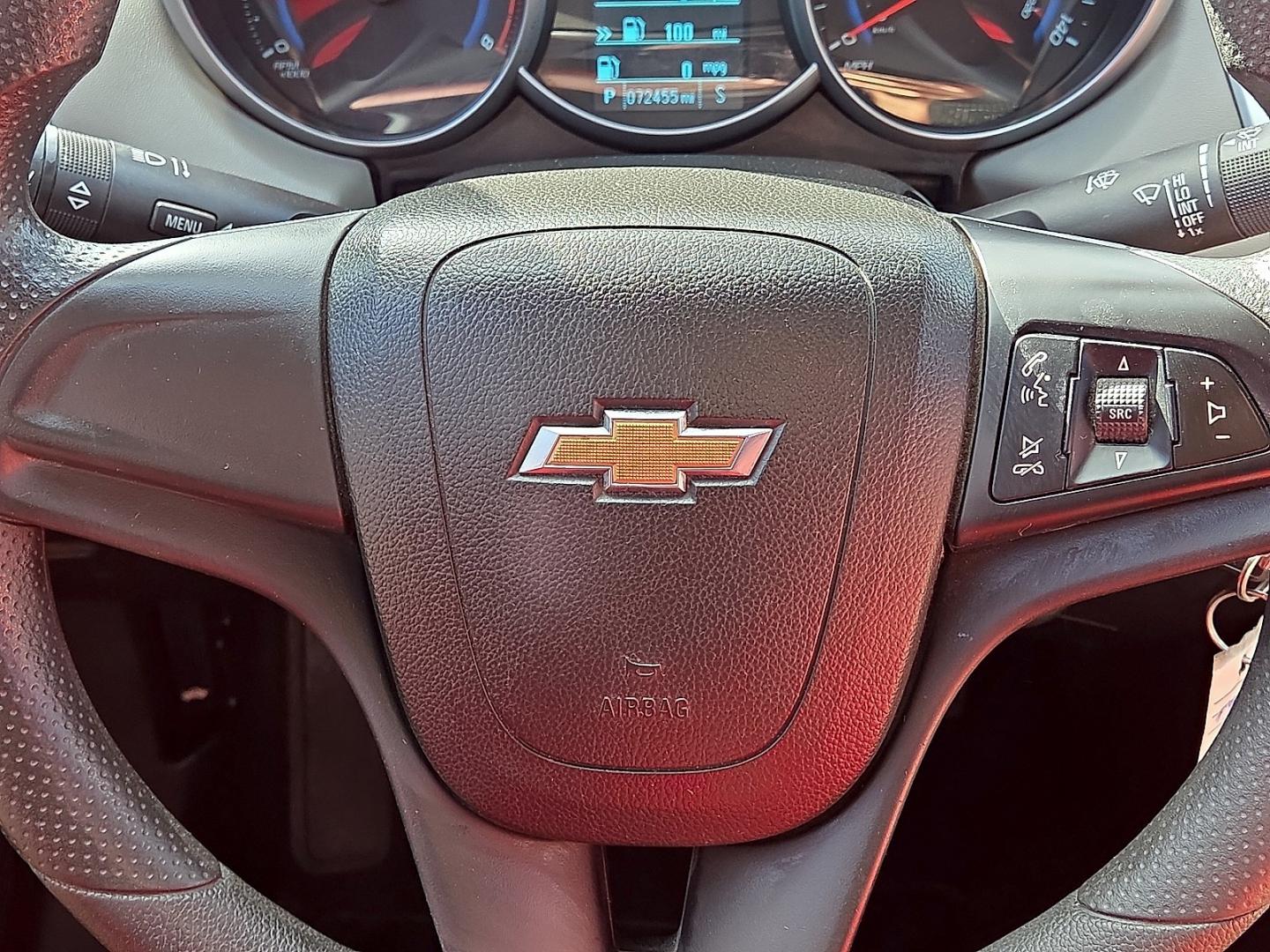 2016 Summit White - GAZ /Jet Black/Medium Titanium - AFB Chevrolet Cruze Limited LS Auto (1G1PC5SGXG7) with an ECOTEC 1.8L I-4 DOHC, VVT variable valve control, regular gasoline, engine with 138HP engine, located at 4711 Ave Q, Lubbock, TX, 79412, (806) 687-2362, 33.551304, -101.855293- Photo#29