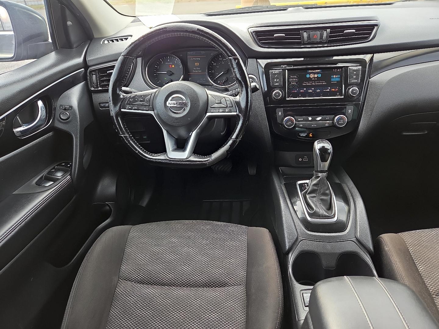 2022 Black /Charcoal - G Nissan Rogue Sport SV FWD Xtronic CVT (JN1BJ1BV6NW) with an 2L I-4 direct injection, DOHC, variable valve control, regular gasoline, engine with 141HP engine, located at 4711 Ave Q, Lubbock, TX, 79412, (806) 687-2362, 33.551304, -101.855293- Photo#15