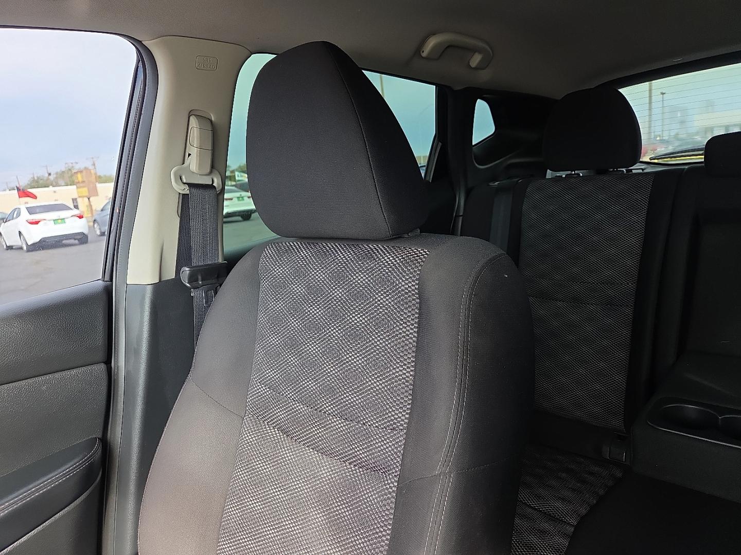 2022 Black /Charcoal - G Nissan Rogue Sport SV FWD Xtronic CVT (JN1BJ1BV6NW) with an 2L I-4 direct injection, DOHC, variable valve control, regular gasoline, engine with 141HP engine, located at 4711 Ave Q, Lubbock, TX, 79412, (806) 687-2362, 33.551304, -101.855293- Photo#26