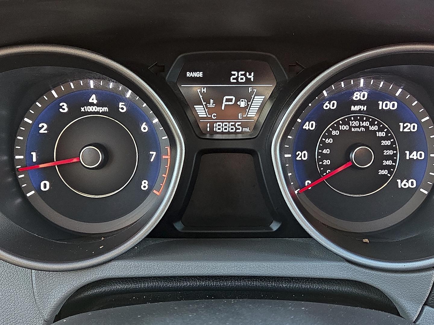 2016 Shale Gray Metallic - 8S /Gray - RAS Hyundai Elantra SE (5NPDH4AE1GH) with an Nu 1.8L I-4 DOHC, D-CVVT variable valve control, regular gasoline, engine with 145HP engine, located at 4711 Ave Q, Lubbock, TX, 79412, (806) 687-2362, 33.551304, -101.855293- Photo#22