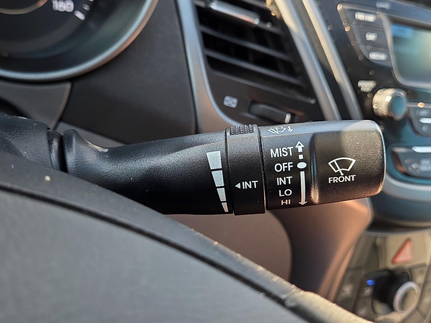 2016 Shale Gray Metallic - 8S /Gray - RAS Hyundai Elantra SE (5NPDH4AE1GH) with an Nu 1.8L I-4 DOHC, D-CVVT variable valve control, regular gasoline, engine with 145HP engine, located at 4711 Ave Q, Lubbock, TX, 79412, (806) 687-2362, 33.551304, -101.855293- Photo#27