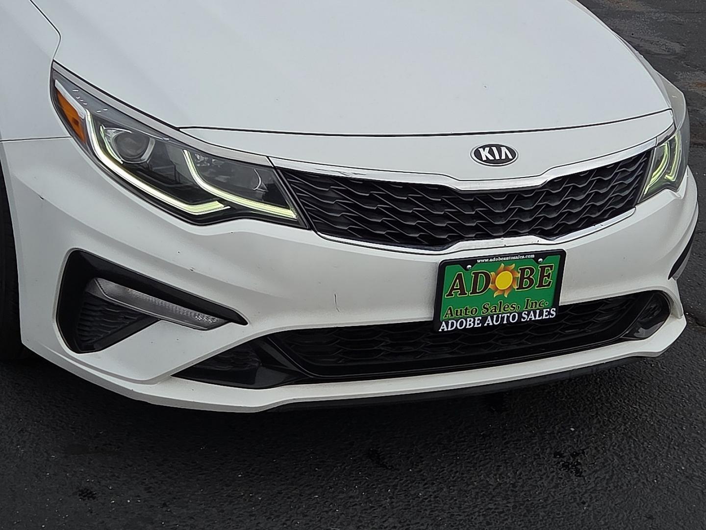 2020 Snow White Pearl - SWP /Black - WK Kia Optima LX (5XXGT4L31LG) with an Theta II 2.4L I-4 direct injection, DOHC, D-CVVT variable valve control, regular gasoline, engine with 185HP engine, located at 4711 Ave Q, Lubbock, TX, 79412, (806) 687-2362, 33.551304, -101.855293- Photo#8