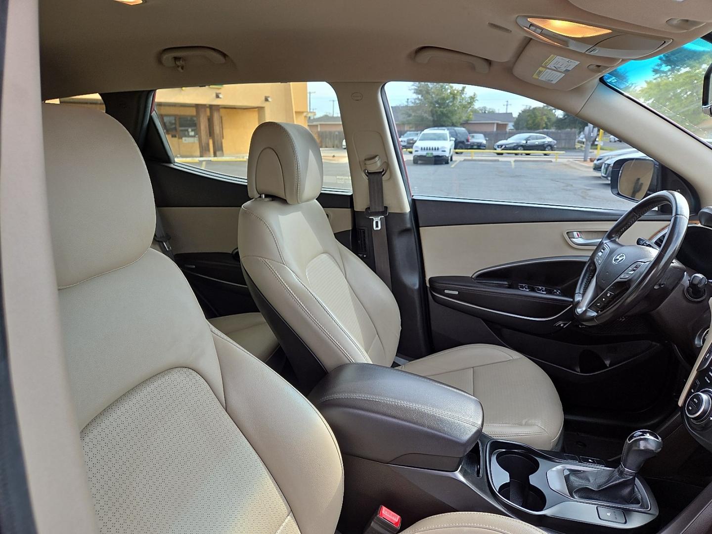 2014 Serrano Red - TR3 /Beige - VYN Hyundai Santa Fe Sport 2.0L Turbo (5XYZU3LA8EG) with an Theta II 2L I-4 direct injection, DOHC, variable valve control, intercooled turbo, regular gasoline, engine with 264HP engine, located at 4711 Ave Q, Lubbock, TX, 79412, (806) 687-2362, 33.551304, -101.855293- Photo#12